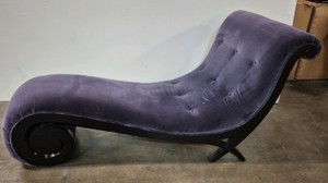 chaise lounge