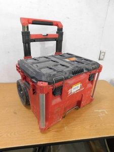 Milwaukee PACKOUT 22 in. Rolling Modular Tool Box Low Profile Handle