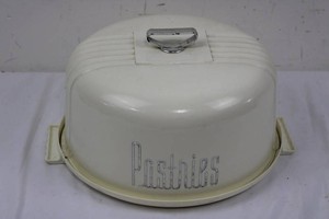Pastries Plastic Cake Carrier With Domed Cover