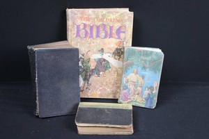 Vintage Religious Bibles & Hymnal Mixed Lot