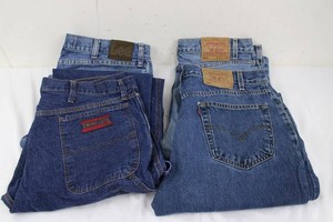 Lee, Wrangler & Levis Mens Jeans Mixed Lot (Lot of 4)