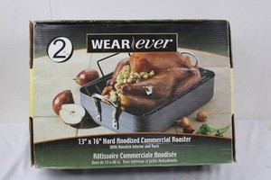 WearEver 13 X 16 in Hard Anodized Commercial Roaster Set