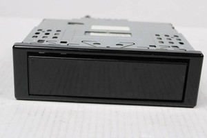 Single-DIN Car Stereo Receiver Y36-2520-10 (not tested)