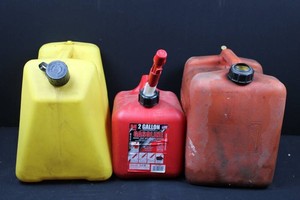 Blitz, Midwest Can & Model P500 Fuel Can Mixed Lot