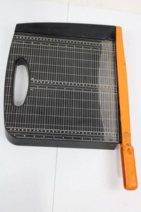 Fiskars Manual Paper Trimmer
