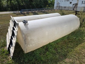 Poly Storage Tanks 550 Gallon x 2
