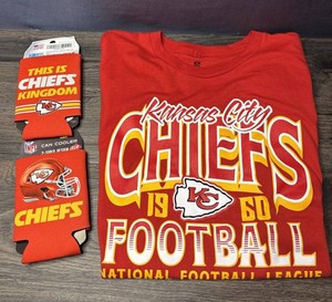 Kansas City Chiefs Youth XL T-shirt & Kansas City Chiefs Can Koozies - New