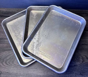 Nordic Ware Rectangular 11 x 7 Baking Pans, 3 Total