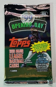 1 Pack of 1999 Topps Baseball Cards (Hank Aaron Auto)