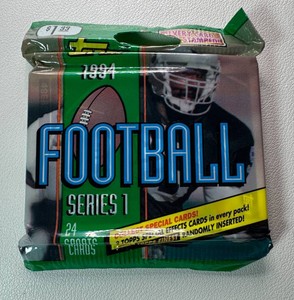 1 Pack of 1994 Topps Series 1 Football Cards