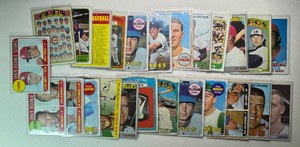 25-Card Vintage Topps Baseball Card Lot