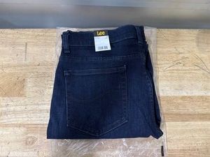 Lee Relaxed fit straight leg jeans Niagara 14 long