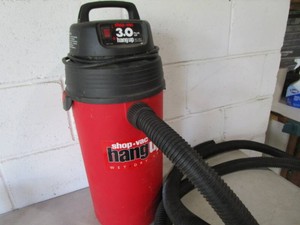 Shop Vacuum, Hangup
