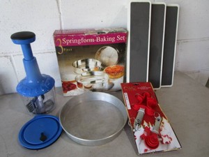 Baking Pans & Tools