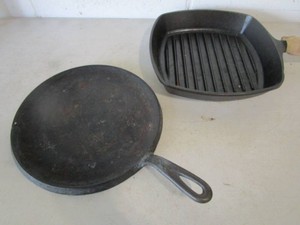 Cast Iron Griddle & Lodge Square