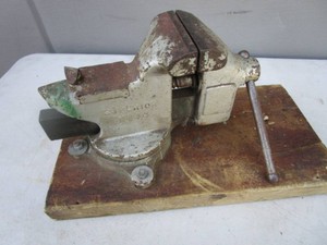 Superior Bench Vise