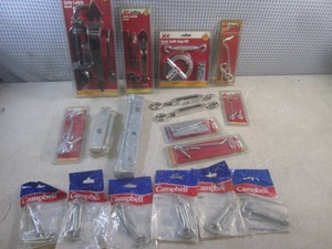 (CSB) Assorted Gate Hardware