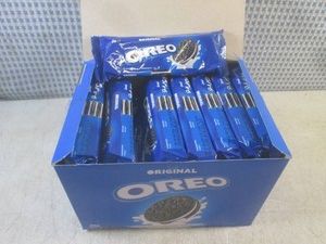 (B-2) Box of 24 6-Cookie Packs of Oreo Cookies