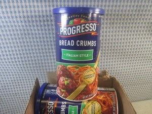 (C-1) 6 Containers of Italian Style Bread Crumbs 24 oz Past Date