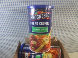 (C-1) 6 Containers of Italian Style Bread Crumbs 24 oz Past Date
