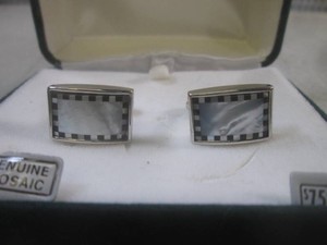 (CNTR) Genuine Mosaic Cufflinks with Box
