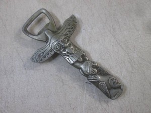 (CNTR) Vintage Boma Cast Metal or Pewter Totem Pole Bottle Opener Canada 4 34