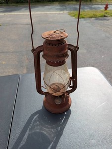 Vintage Eden India No. 2 Kerosene Oil Lantern  Rustic Railroad Style Decor