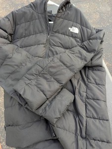 The North Face Mens Black Puffer Jacket  Size XL