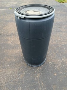 55-Gallon Plastic Storage Drum with Locking Lid