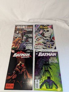 Batman Annual #2526, Batman 66 #21 & Villains Secret Files #1  DC  4 Comics