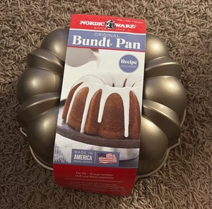 Nordic Ware Original Bundt Pan