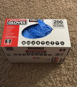 Nitrile Exam Gloves Two Packs Each Has 200 Gloves Small Size