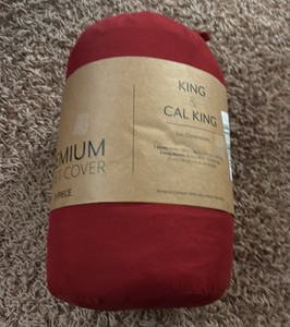 Premium Duvet Cover Set KingCal King Size, 1 Duvet Cover and Two King Shams Red Color