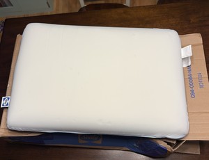 Sealy Memory Foam Pillow in Orifinal box, Open BoxPackaginf Condition