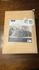 3-Piece Comforter Set Gray Color FullQueen Sized Bed 1 Comforter and 2 Standard Shams