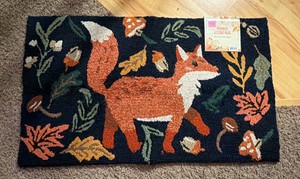 Harvest hooked accent rug fall fox Dimensions 22 x 38 - some wear in middle .