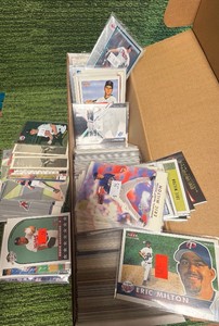 Minnesota Twins Mixed Lot Box- ALL TWINS BASEBALL CARDS- Sleeved in Box - Approx. 200 Cards