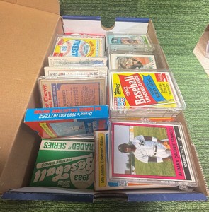 Mixed lot of Major Leagues Sets & Ace Cases of Assorted Cards- Random Mix  Baseball Trading Cards