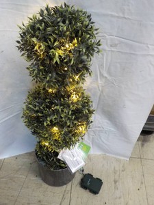 Double Lighted LED Topiary - requires 3 AA Batteries