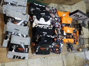 Halloween Theme Clothes and Dcor