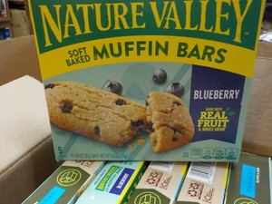 16 Boxes Nature Valley Blueberry Muffin Bars- past best date