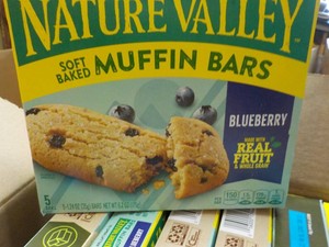 16 Boxes Nature Valley Blueberry Muffin Bars- past best date