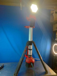 Milwaukee M18 ROCKET Dual Power Tower Light (Model 2131-20).