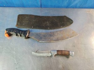 Two fixed-blade cutting tools