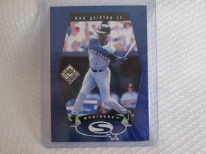 1997 Upper Deck Ken Griffey Blue St...