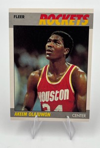 1987 Fleer Basketball #80 Akeem Olajuwon Houston Rockets (NM)