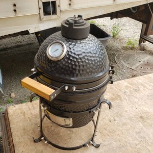 Louisiana Grills Kamado Charcoal Grill
