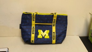 LOGO BRANDS UNIVERSITY OF MICHIGAN COOLER BAG