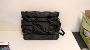 IPACK PUFFY TOTE BAG BLACK