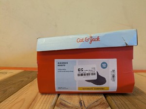 NEW CAT & JACK TODDLER MAGNUS BOOTS SIZE 12 NAVY
